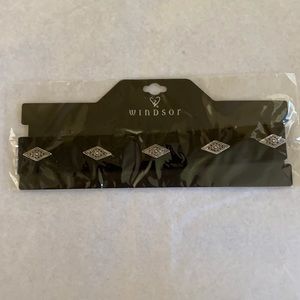 NWT! Velvet black choker